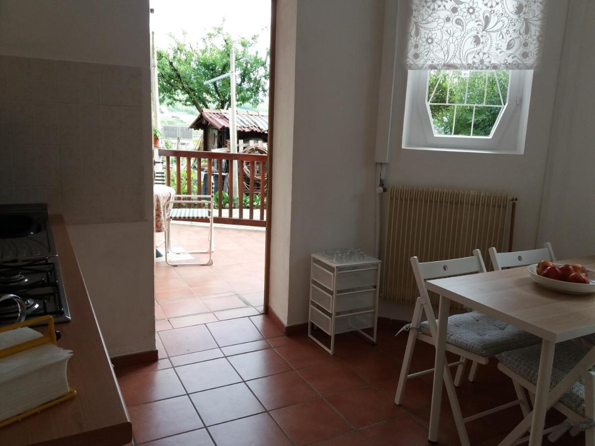 Grazioso Appartamento Tra Cultura, Lago E Montagna Pomarolo ภายนอก รูปภาพ
